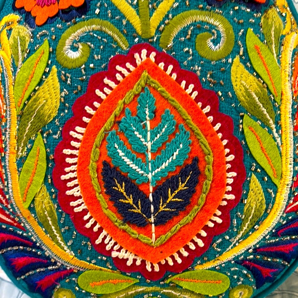 NWOT- Colorful Embroidered Teardrop Accent Pillow, unique, perfect condition - Picture 2 of 16